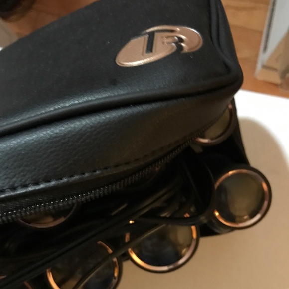 T3 Hot Rollers! - Picture 2 of 3